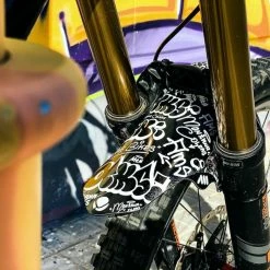 All-mountain-style AMS Garde Boue Avant Montana Mud Guard -Vélos électriques Soldes Magasin ams garde boue avant montana mud guard 2