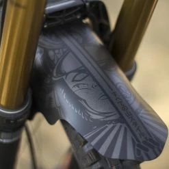 All-mountain-style AMS Garde Boue Avant Ronin Mud Guard -Vélos électriques Soldes Magasin ams garde boue avant ronin mud guard 2