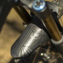 All-mountain-style AMS Garde Boue Avant Ronin Mud Guard -Vélos électriques Soldes Magasin ams garde boue avant ronin mud guard 3