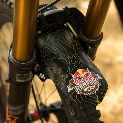All-mountain-style AMS X RED BULL Rampage Garde Boue Avant Mud Guard -Vélos électriques Soldes Magasin ams x red bull rampage garde boue avant mud guard 2