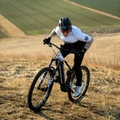 MONDRAKER Level R VTTAE Superenduro Black Dirty White 2022 -Vélos électriques Soldes Magasin mondraker level r vttae superenduro black dirty white 2022 6