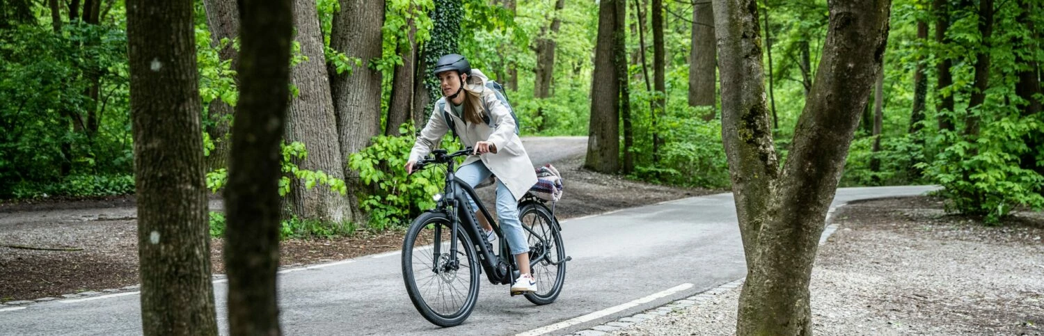 Vélos électriques Soldes Magasin -Vélos électriques Soldes Magasin 22DIA Life OpalTRA E Bike Nachhaltigkeit scaled 1500x483 c default